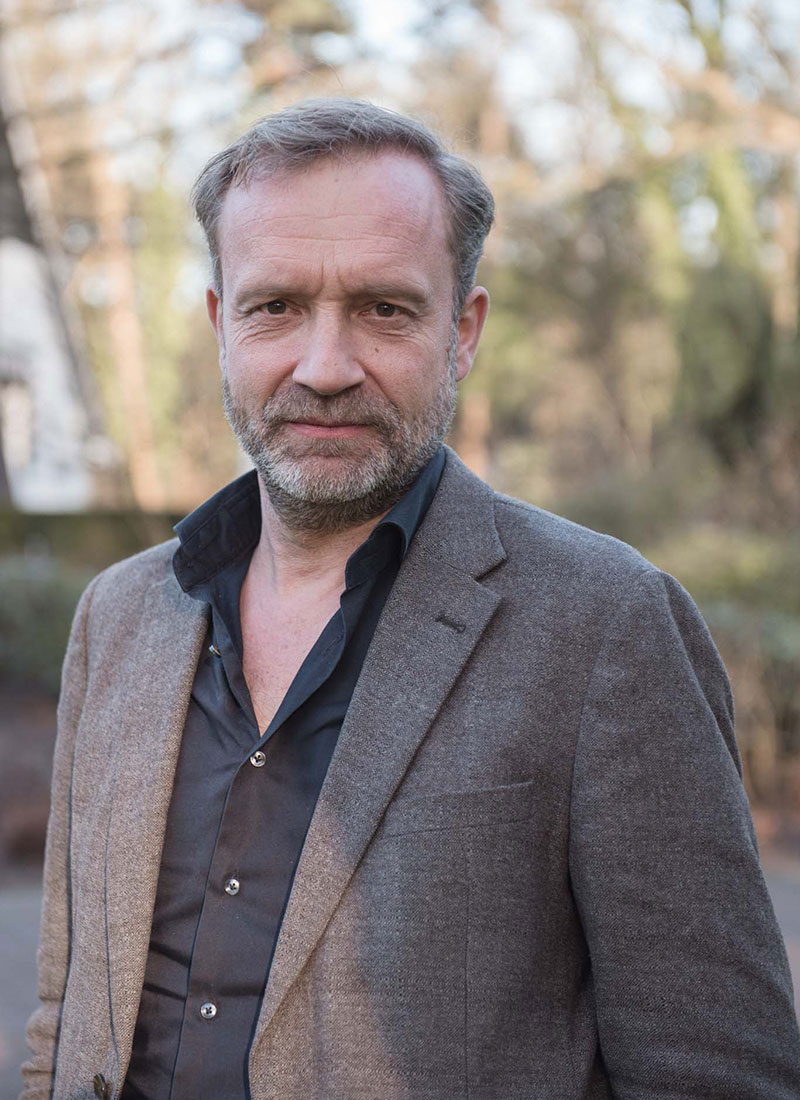 Bert Overvest (secretaris)